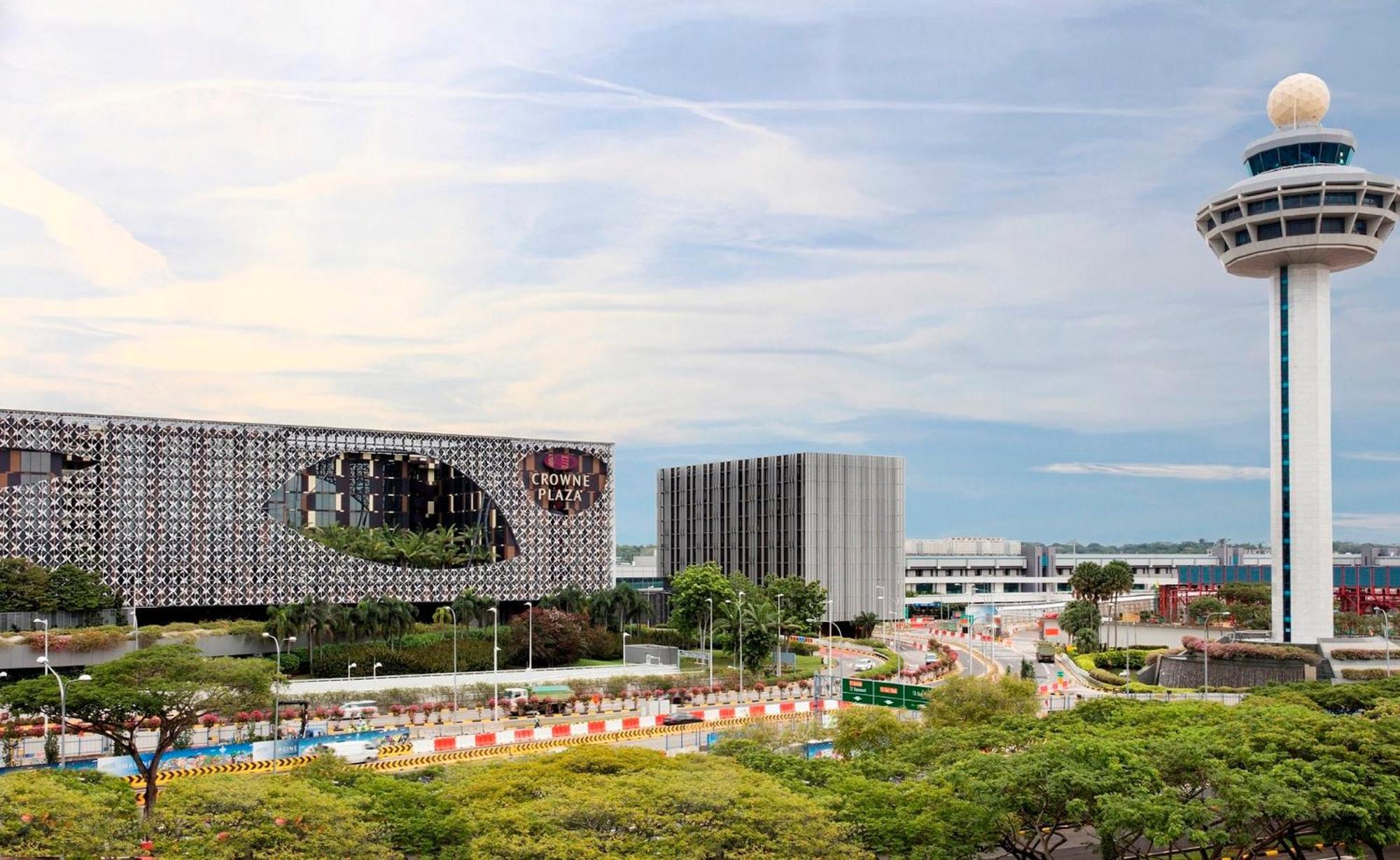 樟宜机场皇冠假日酒店 新加坡 外观 照片